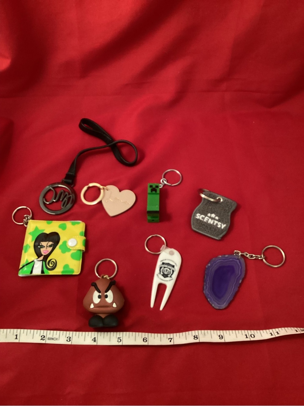 Multiples Assorted Keychain Lot - Picture 7 of 8